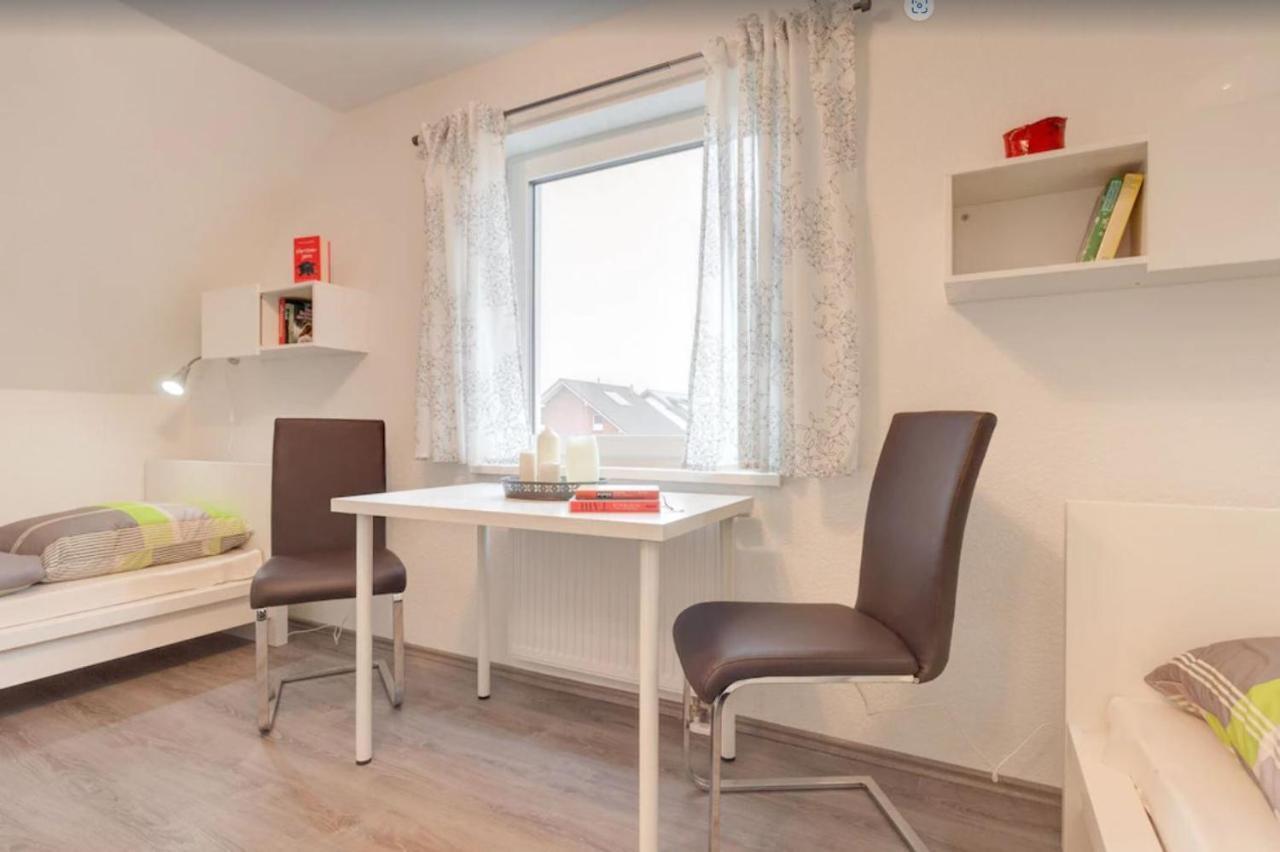 Ferienhaus Wellenreiter 지로우 외부 사진